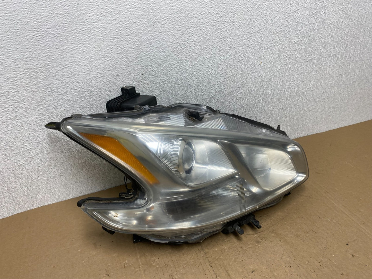 Halogen 2009-2014 Nissan Maxima Right Passenger Headlight AC5748 DW2