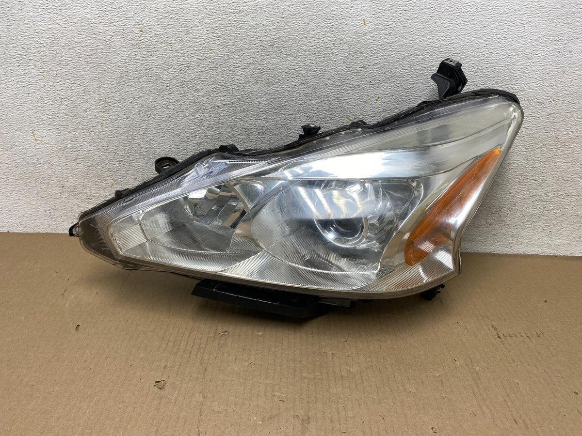 2013 2014 2015 Nissan Altima Left Driver LH Side Halogen Headlight AH5733 DW0