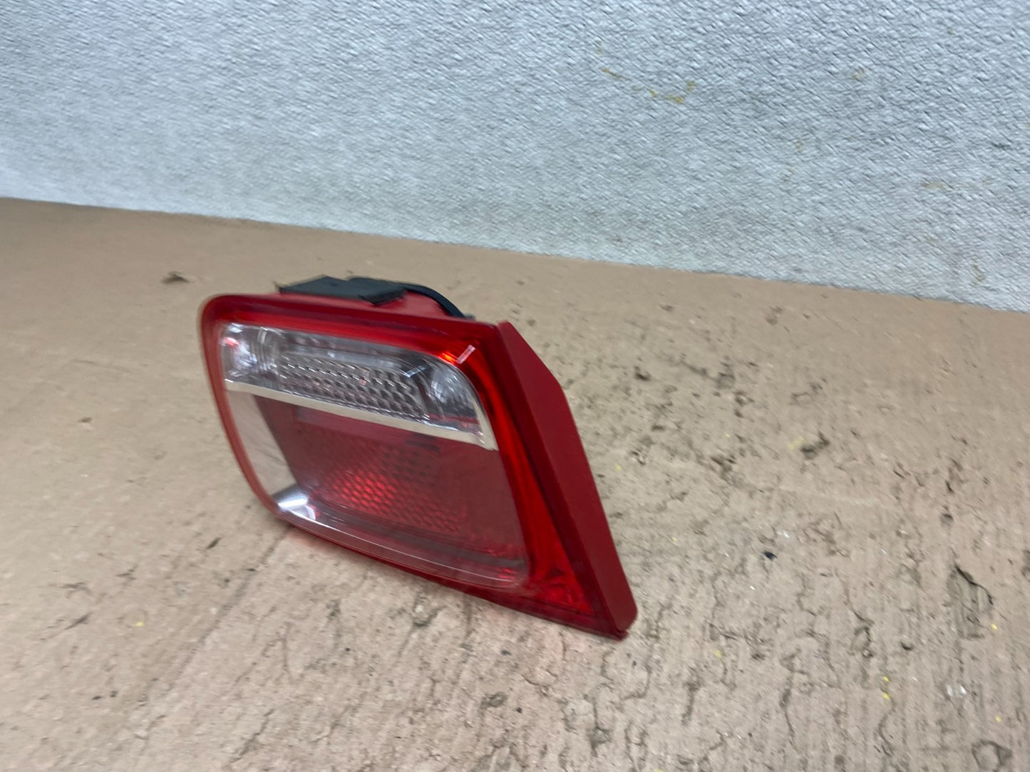 2013-2016 Chevrolet Malibu Left Driver Lh Side Inner Tail Light Oem Y5034 DW1