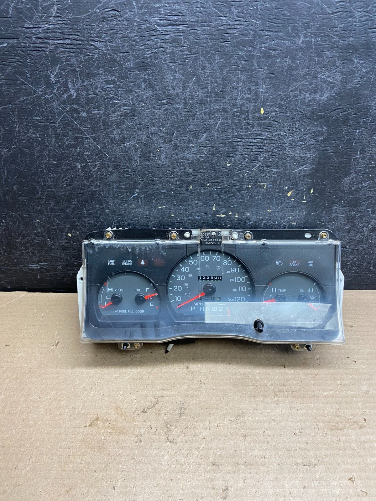 2003 to 2005 Mercury Grand Marquis Speedometer Instrustment Cluster AH3761 DG0