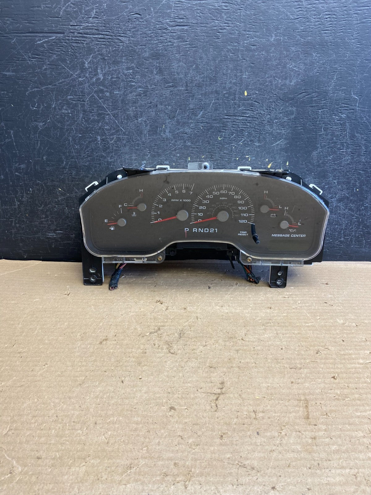 2000 2002 Ford Expedition Speedometer Instrument Gauge Cluster ah3950 DG0