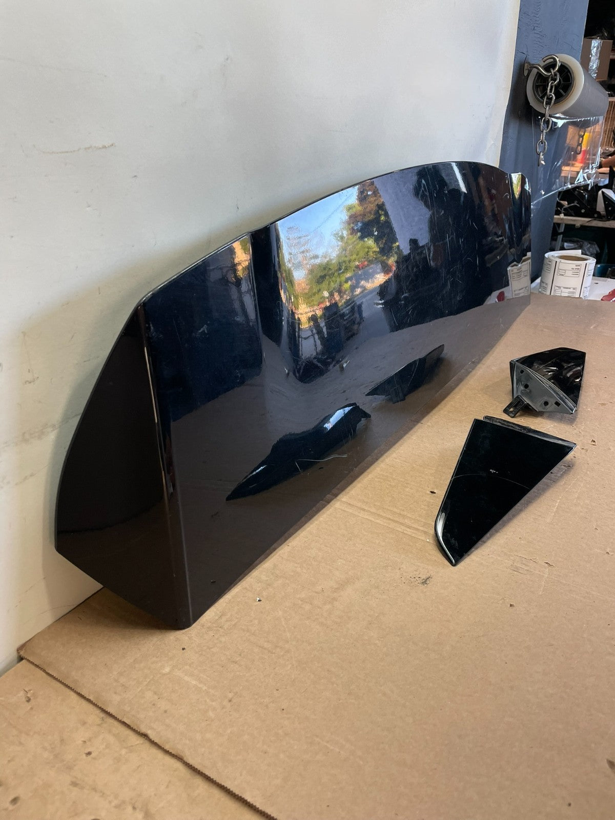 2020 to 2023 Ford Explorer Rear Liftgate Spoiler Wing ah0390 DG2