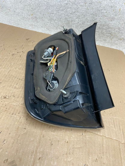 2006 2007 2008 2009 Toyota Prius Tail Light Left Driver LH AI1294 LK6