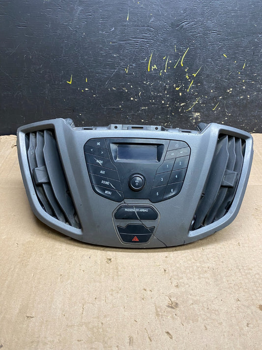 2016 to 2019 Ford Transit Radio Audio Control Bezel Air Vent Z0109 DG0