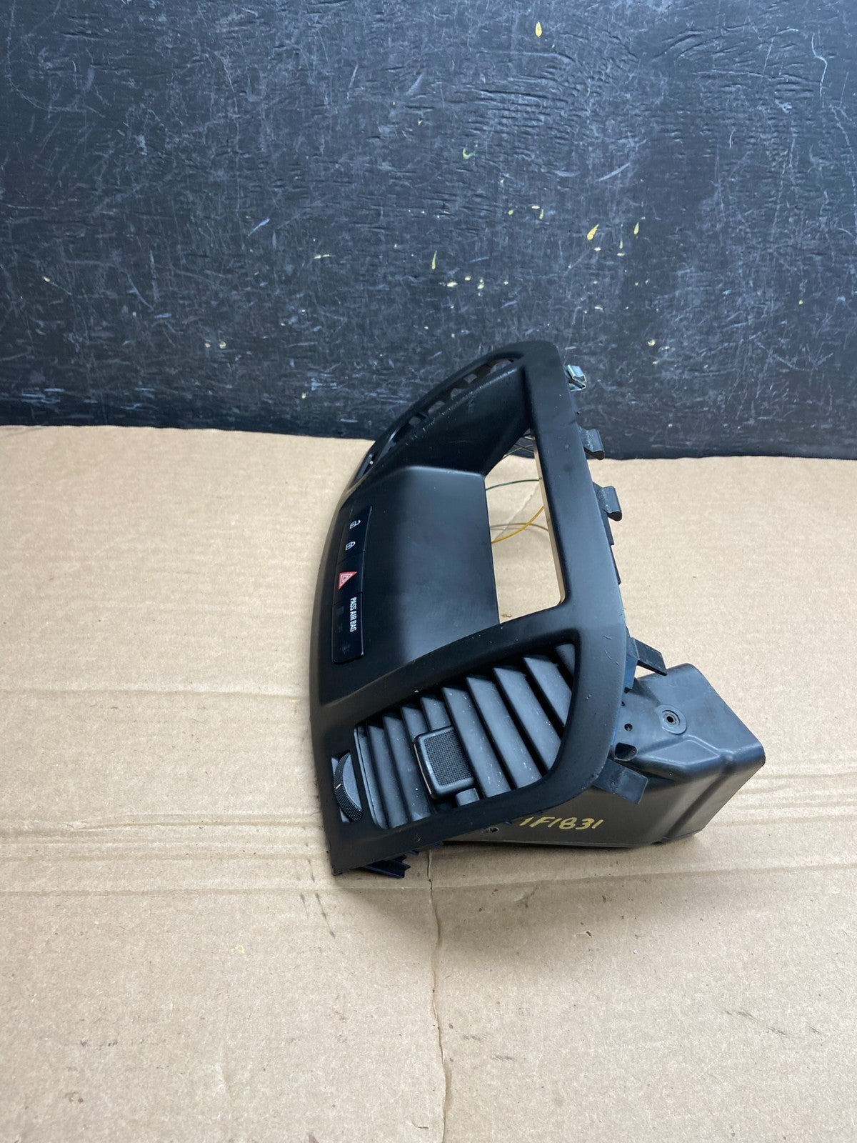 2011 to 2013 Buick Regal Radio Screen Display Air Vent Bezel Trim AF1831 DG2