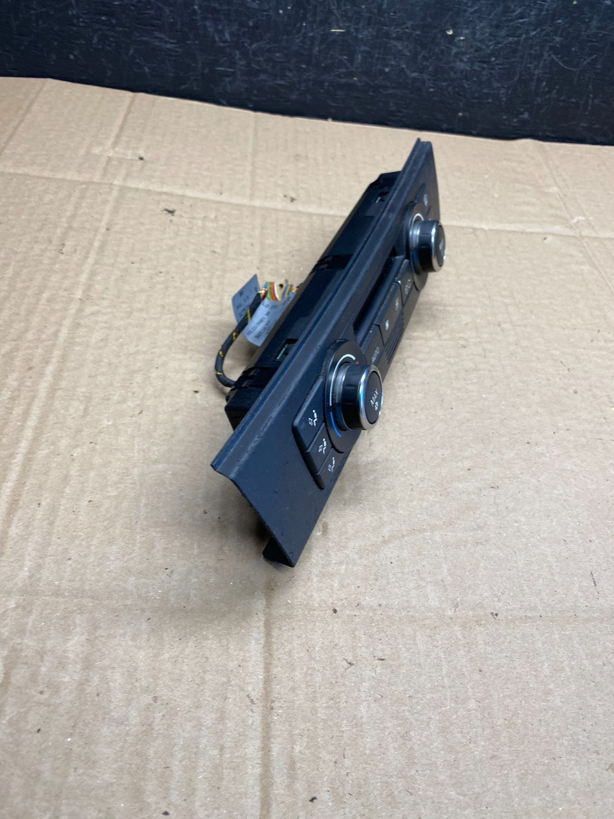2007 - 2011 Bmw E90 E92 320i 328i A/C Heater Climate Control Panel AC9323 DG2