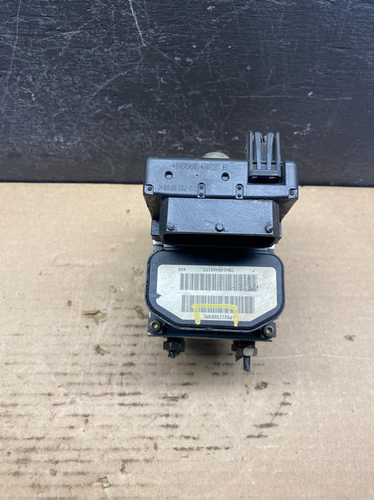 2004 2005 Dodge Durango ABS Anti Lock Brake Pump AE2085 DW0