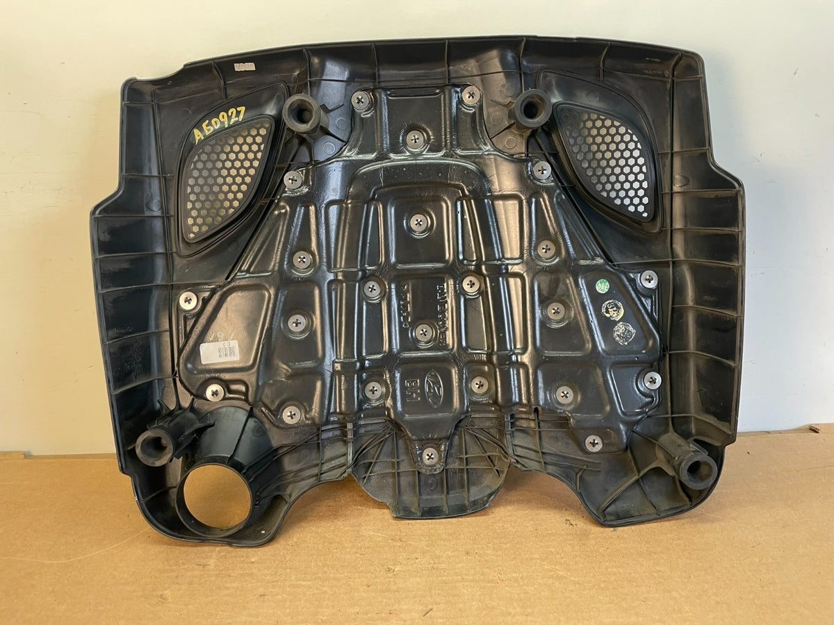 2009 to 2012 Hyundai Genesis 4.6L Engine Motor Shield Cover AG0927 DG3