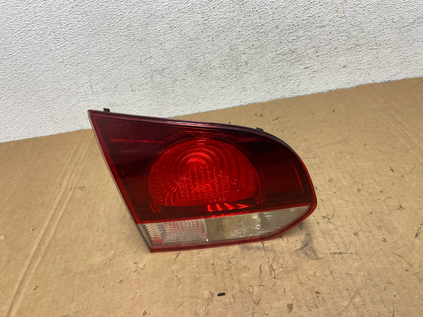 2010 to 2014 Volkswagen Golf GTI Left Lh Inner Tail Light AD3186 LK0
