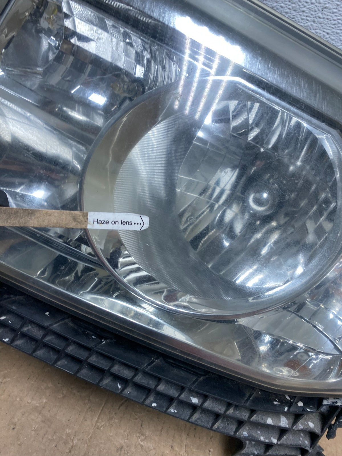 2009 2010 2011 Honda Pilot Left Driver LH Halogen Headlight AD8136 DW4