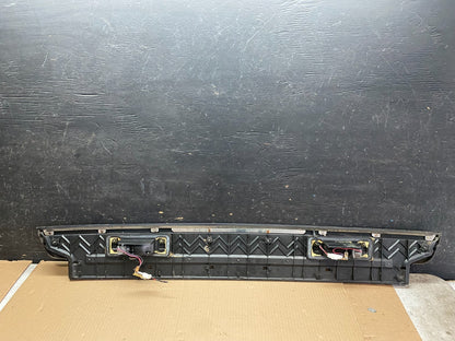 1990 - 1993 Infiniti Q45 Center Trunk LID Tail Light Q2993 DG8