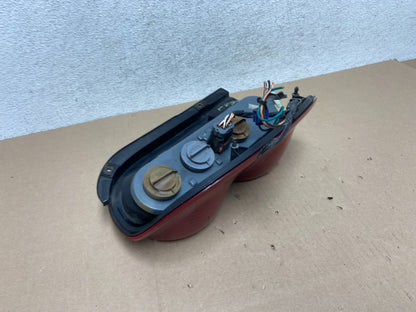 2005 2006 2007 Jeep Liberty Right Passenger Rh Side Tail Light AG6623 DW4
