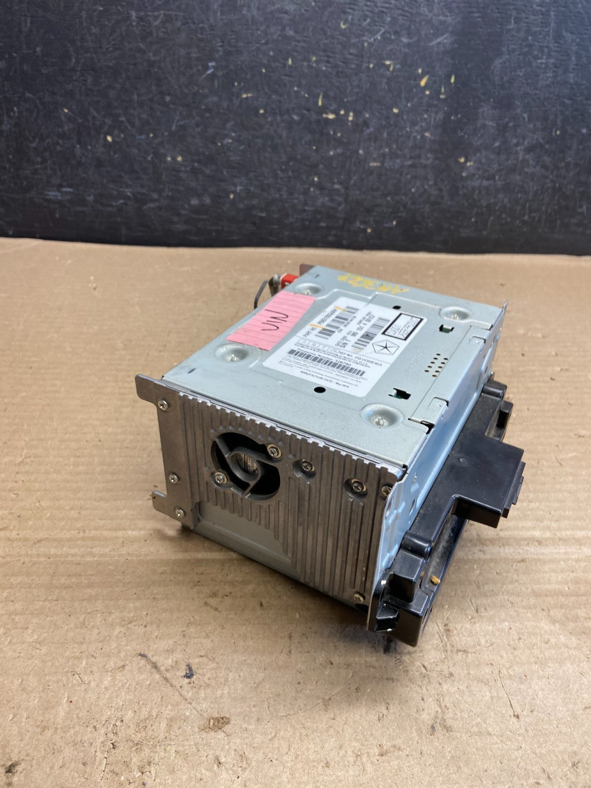 2013 to 2014 Dodge Charger Am Fm Cd Player Radio Receiver AH3627 DG1