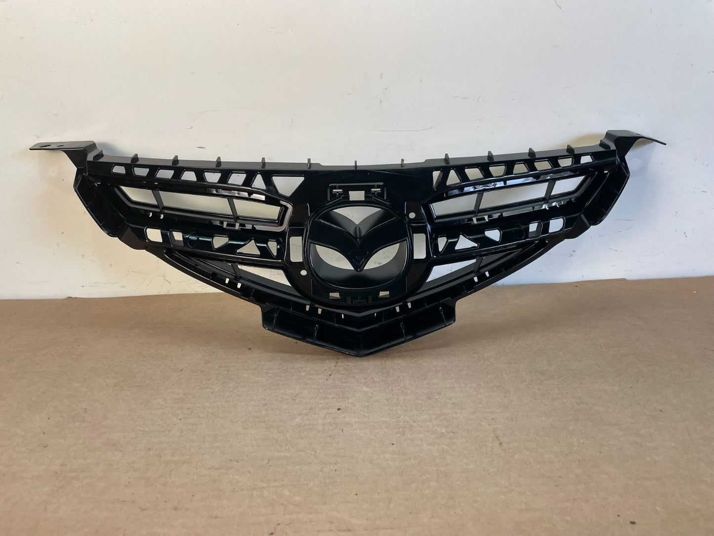 2007 2008 2009 Mazda 3 Front Upper Grill Grille Insert AF8671 DG0