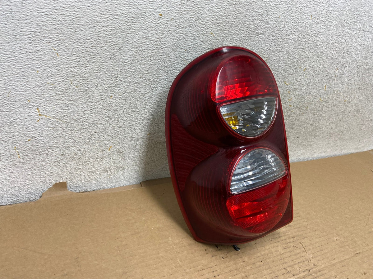 2005 2006 2007 Jeep Liberty Left Driver Lh Side Tail Light AH7898 LK1