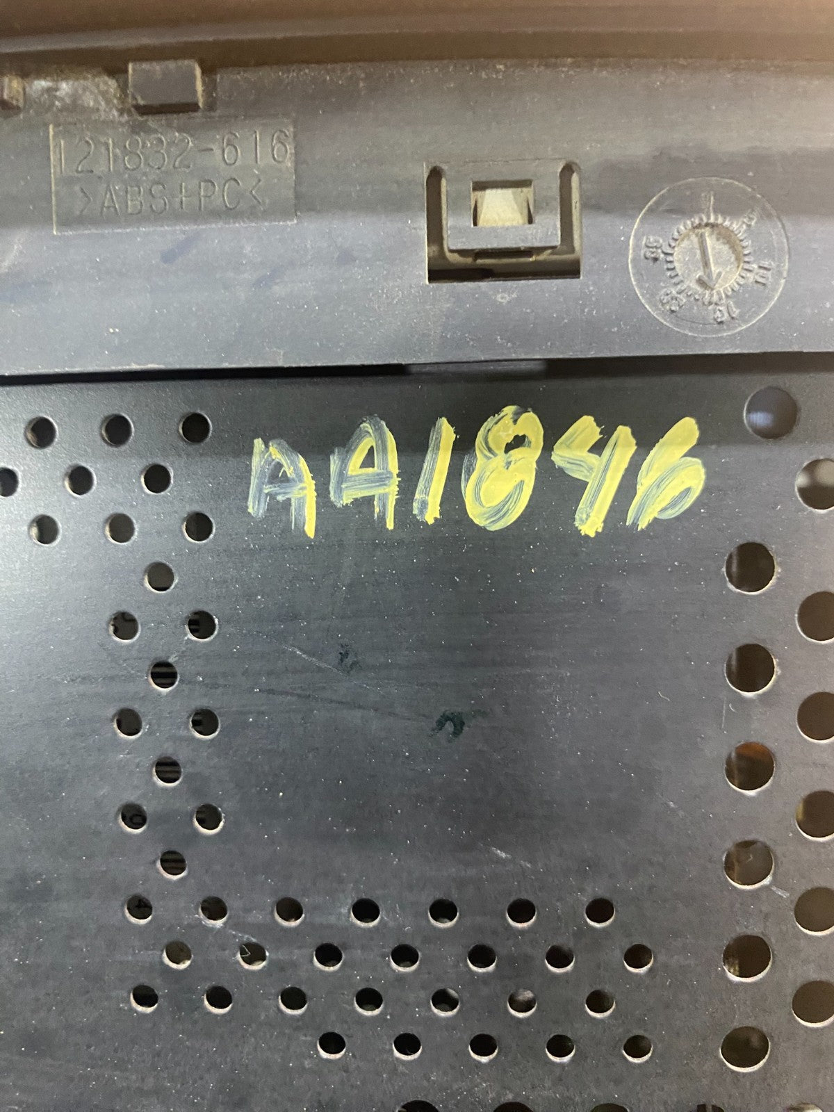 2004 to 2010 Toyota Sienna AM FM CD WMA Mp3 Radio Receiver Oem AA1846  DG5