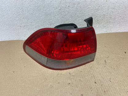 2001 to 2002 Honda Accord Sedan 4door Left Driver LH Tail Light AG6959 LK0