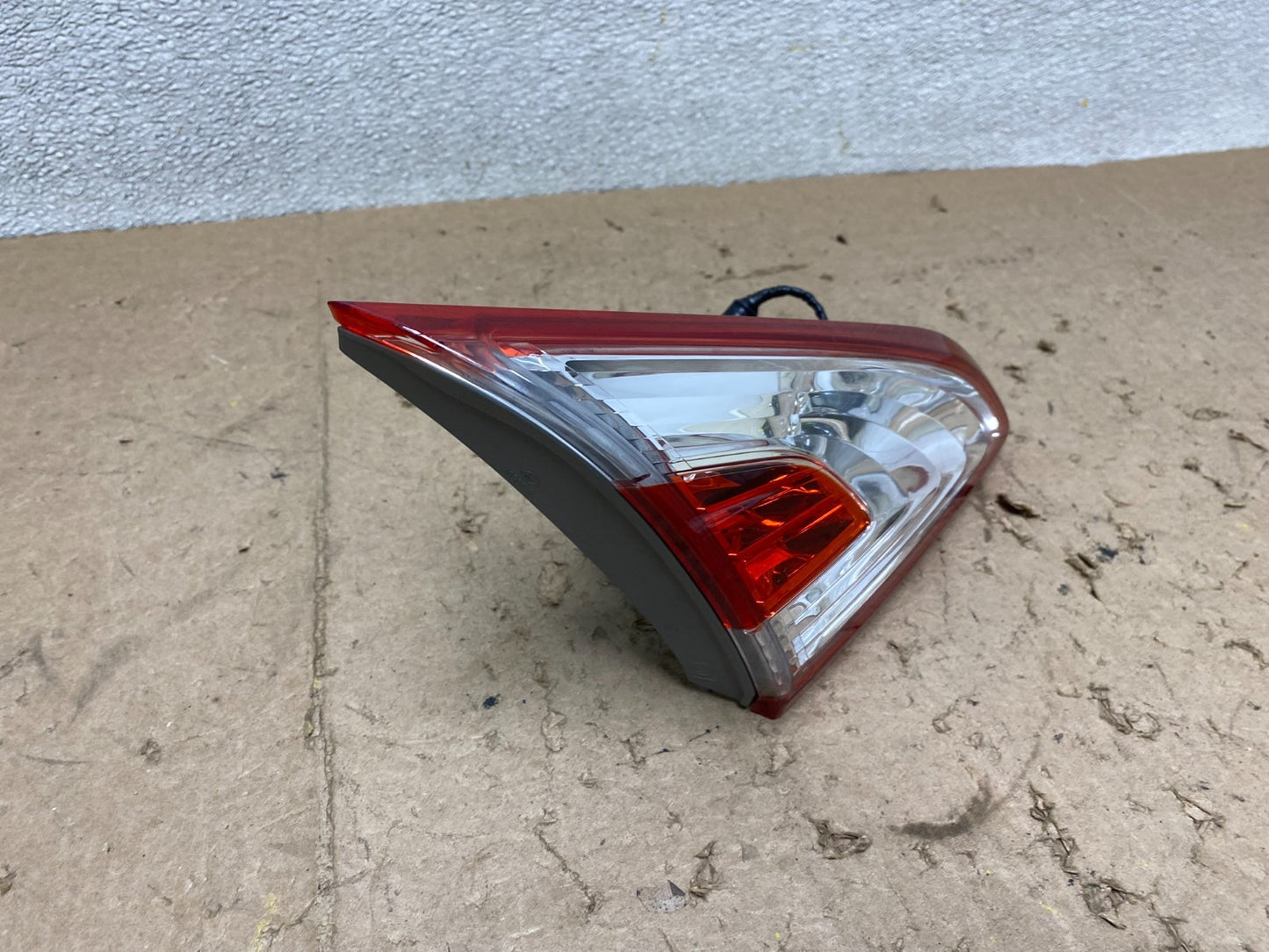 2011-2014 Nissan Murano Left Driver Lh Side Inner Tail Light Oem X2575 DW2