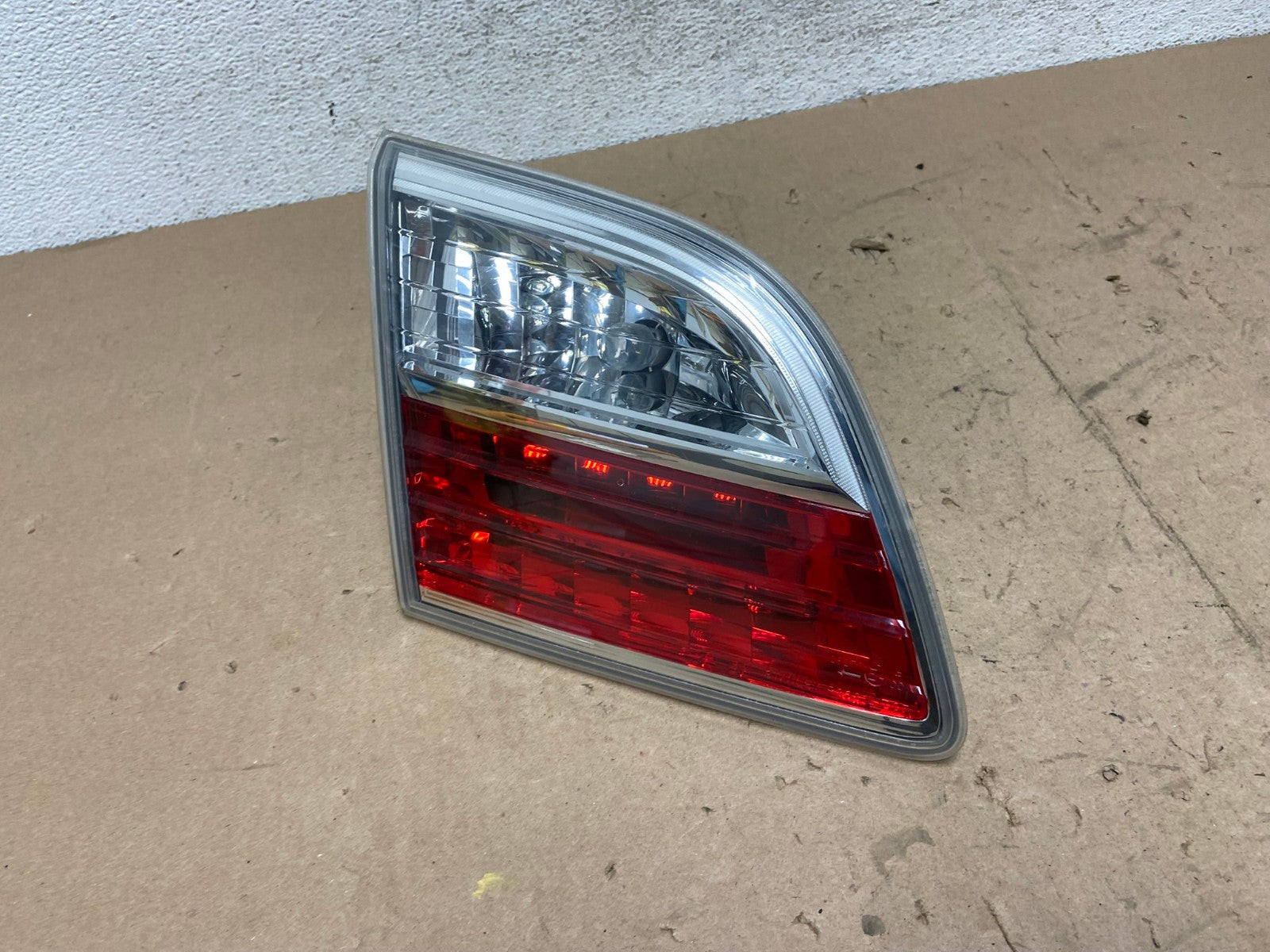 2010 2011 2012 Mazda CX-9 Tail Light Inner Left Driver LH Side AG5665 LK1