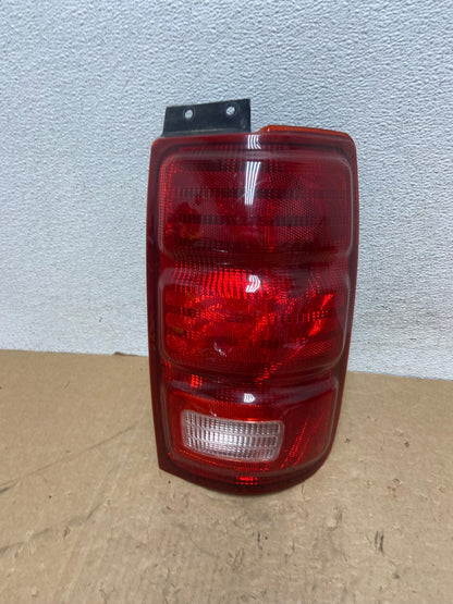 1997 to 2002 Ford Expedition Right Passenger RH Tail light AG1226 LK0