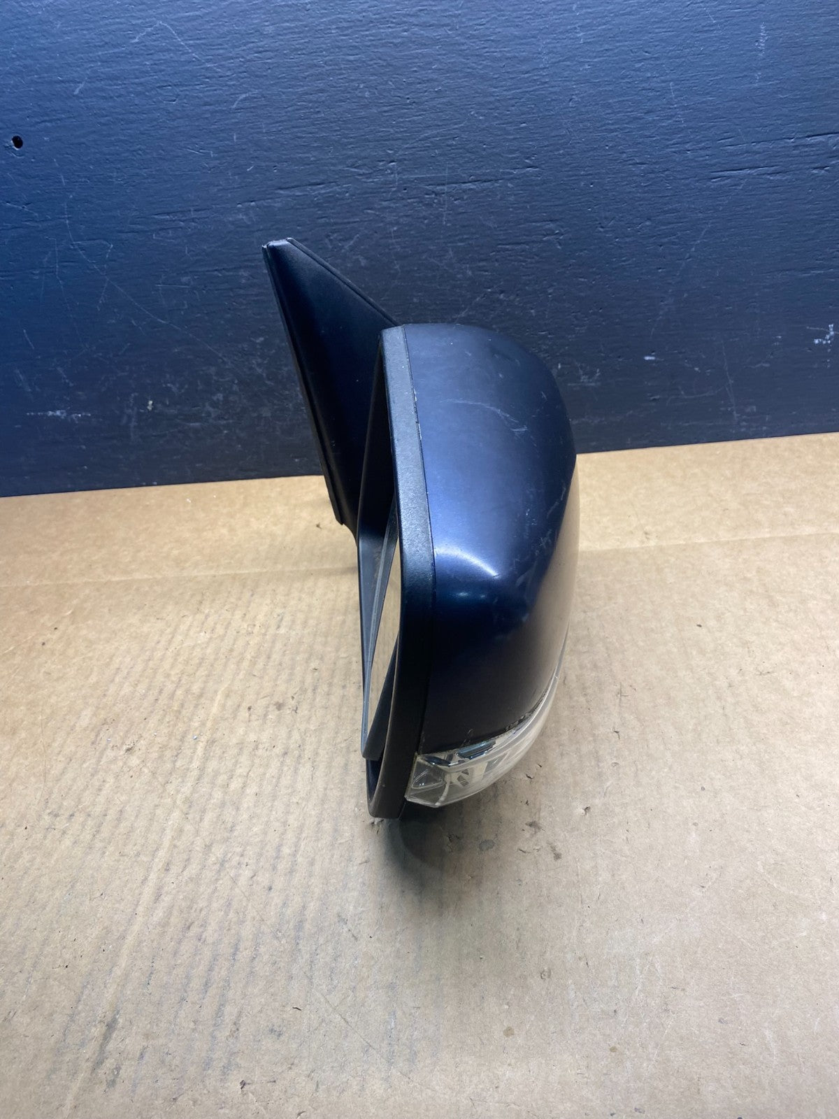 2009-2011 Kia Borrego Right Passenger View Door Turn Signal Mirror AC2815 DG10