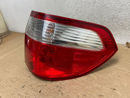 2005 2006 2007 Honda Odyssey Right Passenger RH Side Tail Light AG8336 LK2