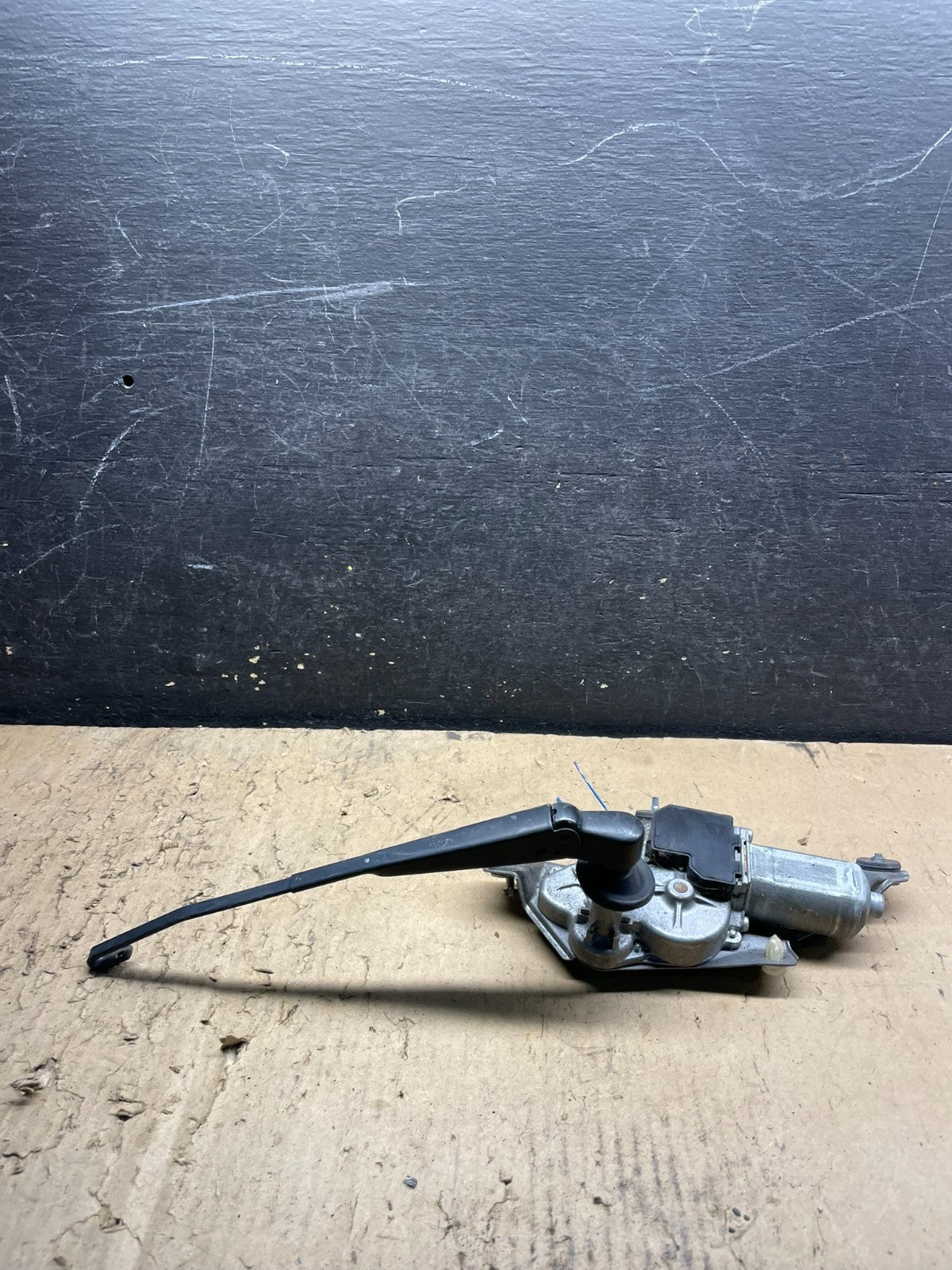 2011-2020 Toyota Sienna Rear Windshield Washer Wiper Motor W6859 DG3