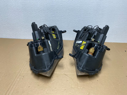 2008 to 2016 Chrysler Town and Country Left+Right Side Headlights AB6841 DW12