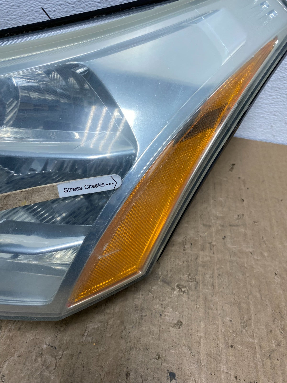 2008 2009 2010 2011 Ford Focus Left Driver Lh Headlight Halogen Oem AC0349 DW4