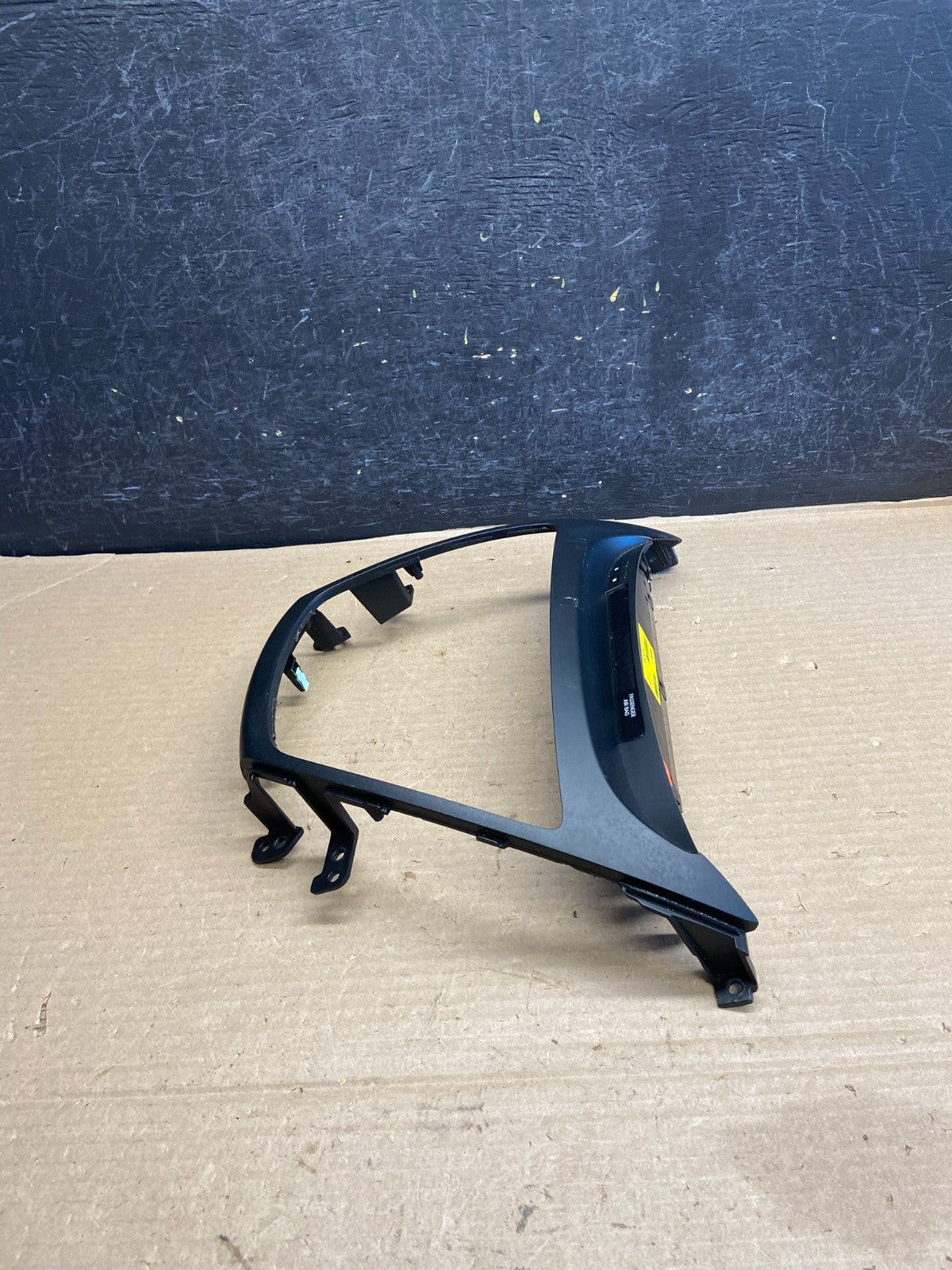 2014-2016 Hyundai Elantra Center Radio Climate Control Air Vent Bezel AH1565 DG2