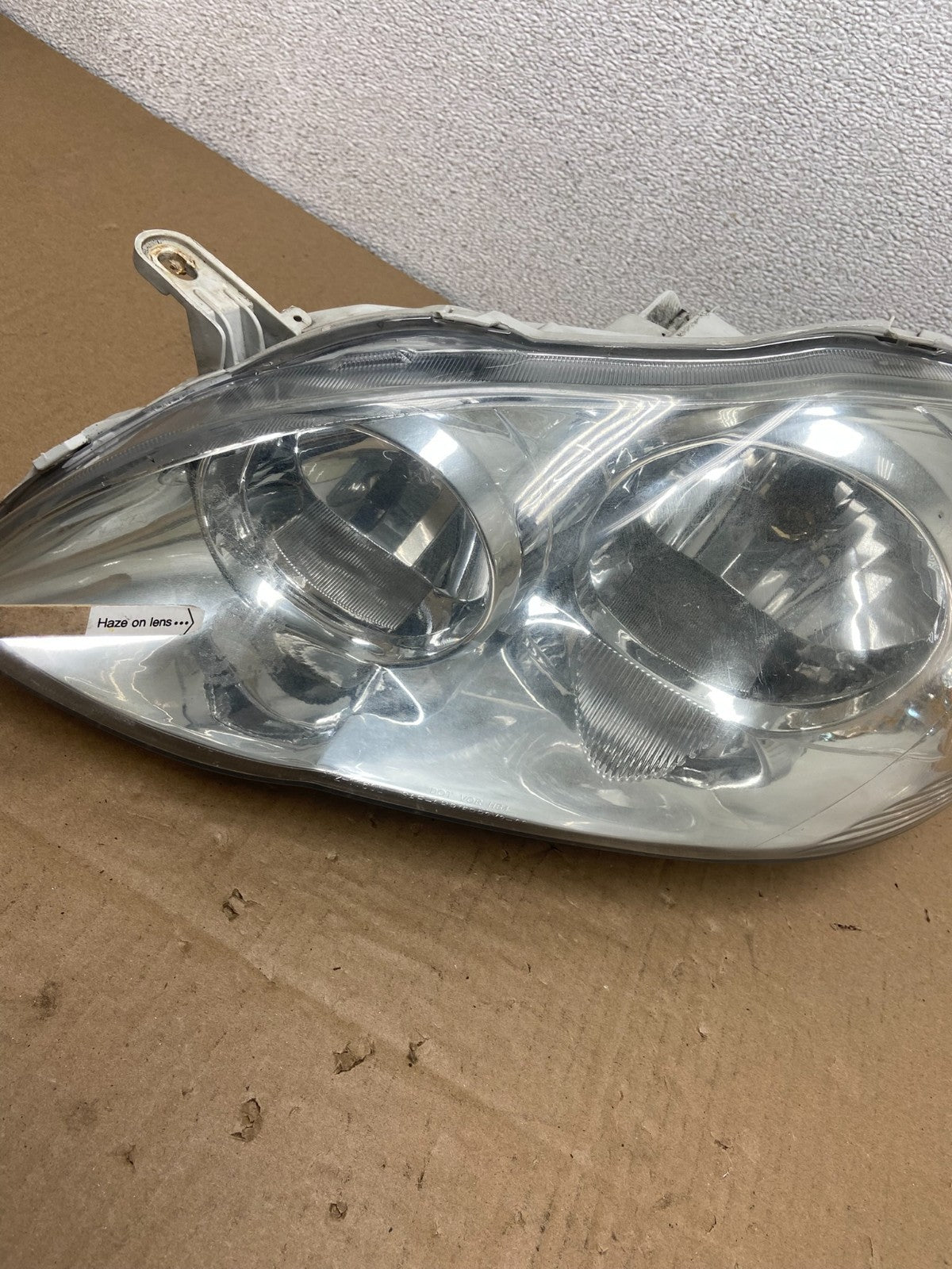 2005 to 2008 Toyota Corolla Left Driver LH side Headlight Oem AB6171 DW4