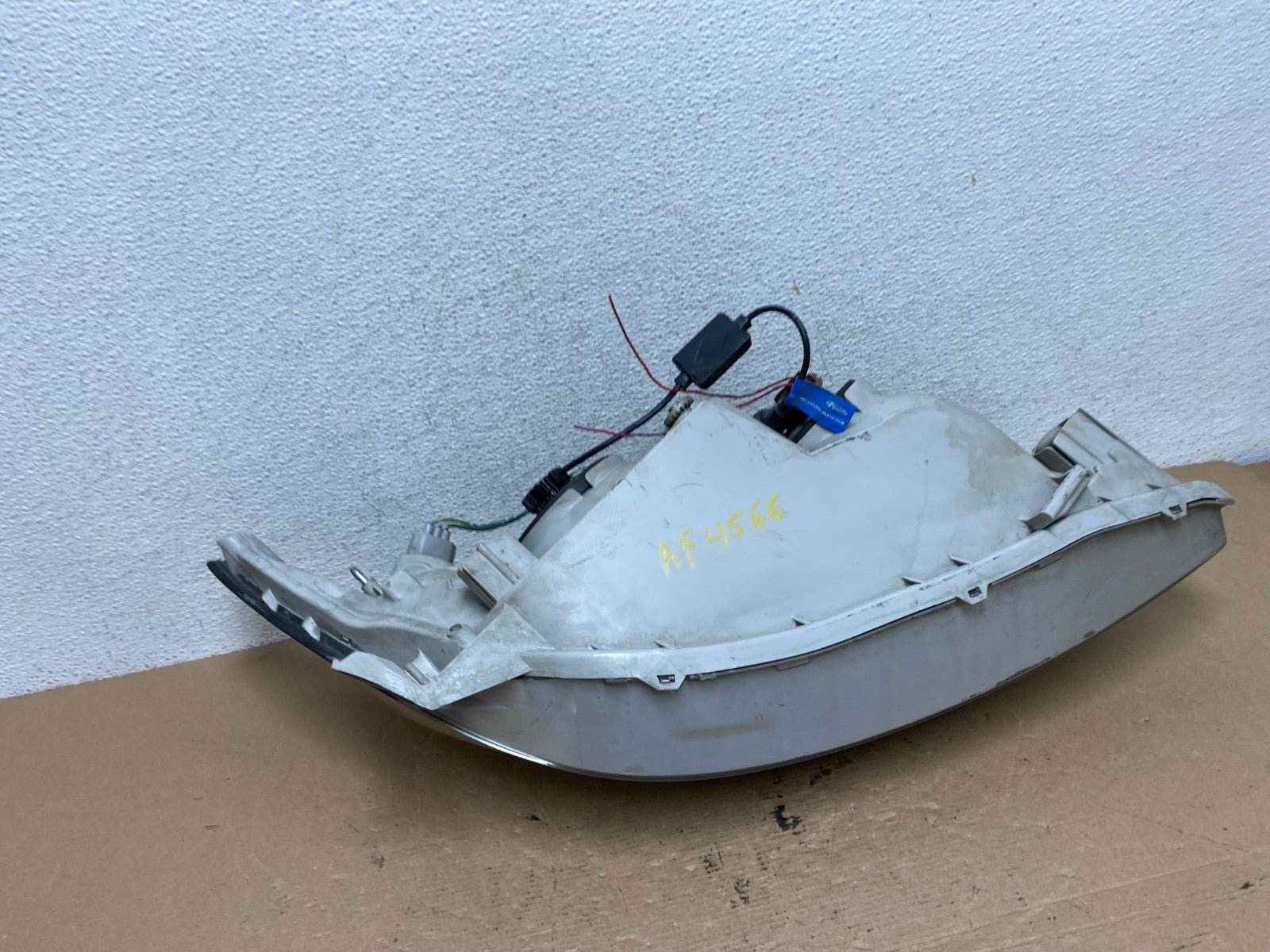 2002 2003 2004 Toyota Camry Left Driver Lh Side Halogen Headlight AF4566 LK8