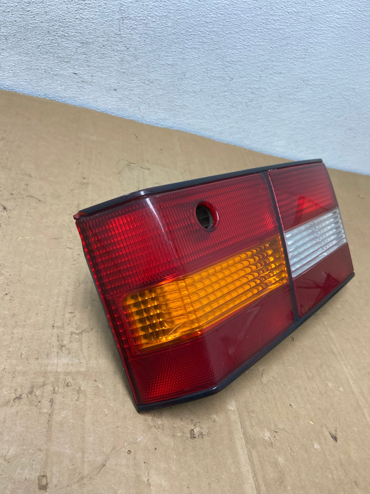 1997 1998 1999 Lexus ES300 Right Passenger Side Tail Light Inner AC8631 LK1