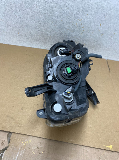 2011-2014 Toyota Sienna Left Driver LH Halogen Headlight AI3296 DW11