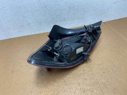 2004 2005 2006 2007 Ford Taurus Right Passenger Side Tail Light AE0261 LK5