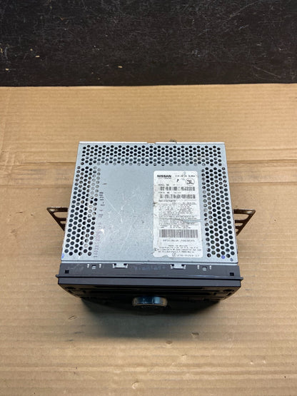 2013 - 2017 Nissan NV200 AM/FM Radio CD Player AM/FM AE2535 DG3