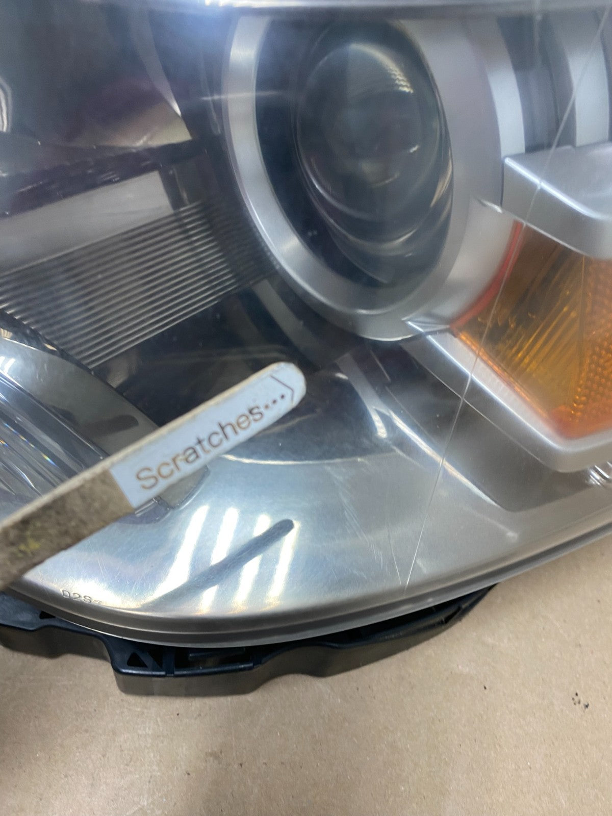 2009 to 2012 Acura RL Left Driver LH Side Xenon HID Headlight AG4611 DW3