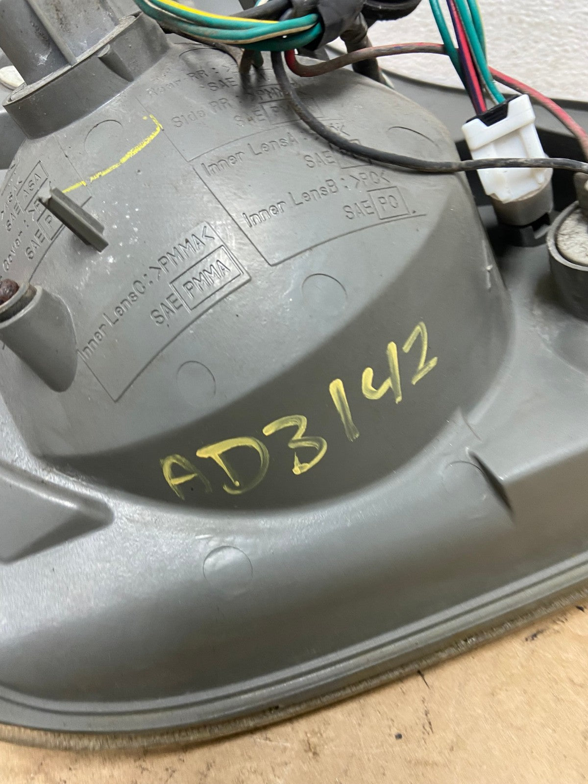 2005 to 2006 Nissan Altima Tail Light Right Passenger RH Side AD3142 LK7
