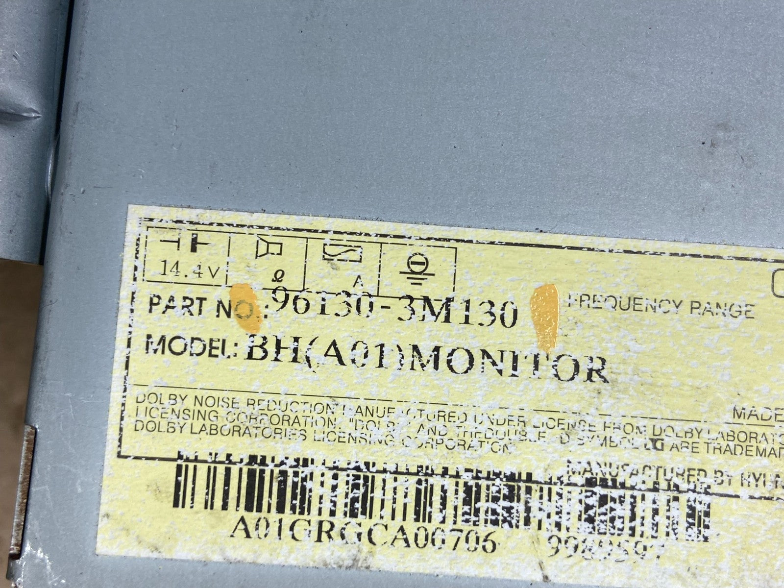 2009-2014 Hyundai Genesis Radio  Display Screen Information OEM AB5520 DG5