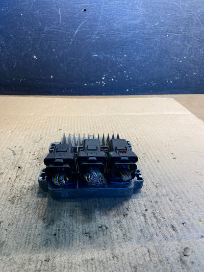 2007 2008 GMC Acadia Traverse  Engine Control Unit Module ECM ECU z2050 DG1