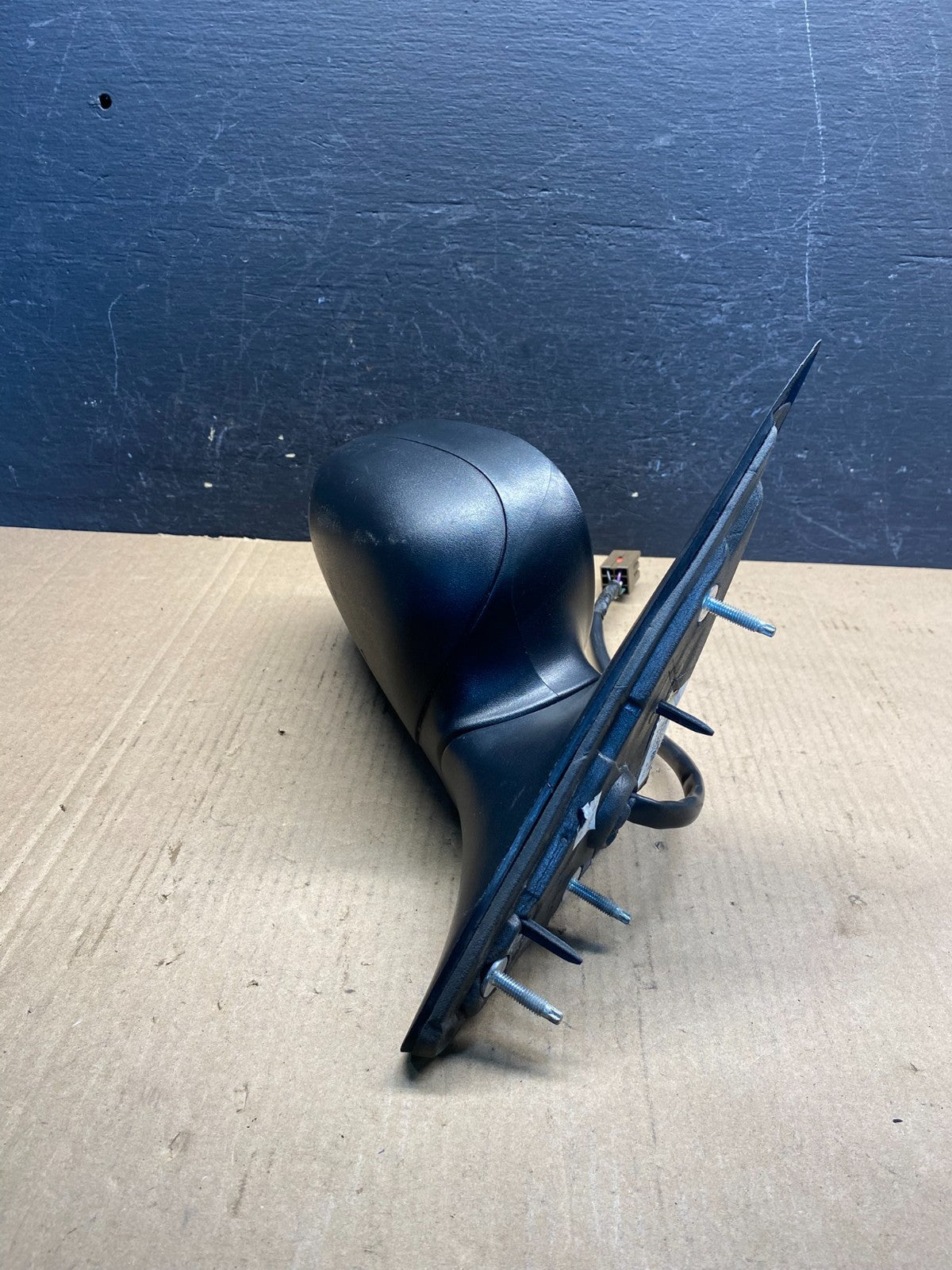 2003 - 2011 Ford Crown Victoria Right Passenger View Door Heat Mirror AE6326 DW2