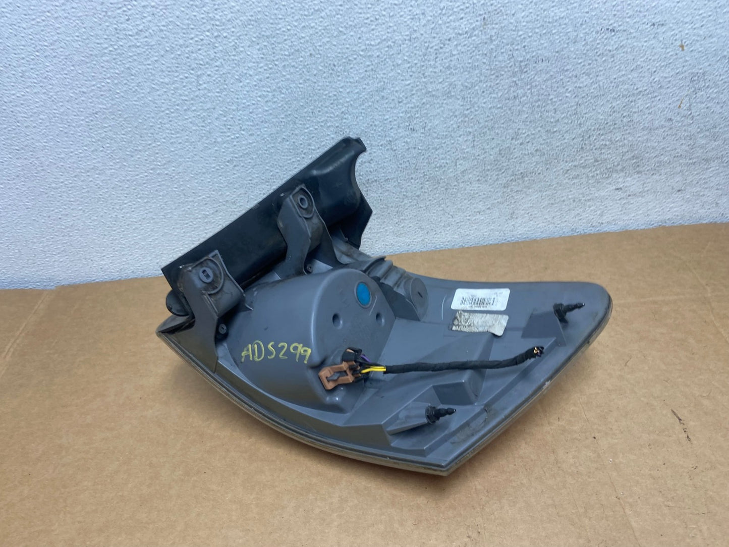 2007 to 2012 GMC Acadia Tail Light Left Driver Lh Side AD5299 LK5
