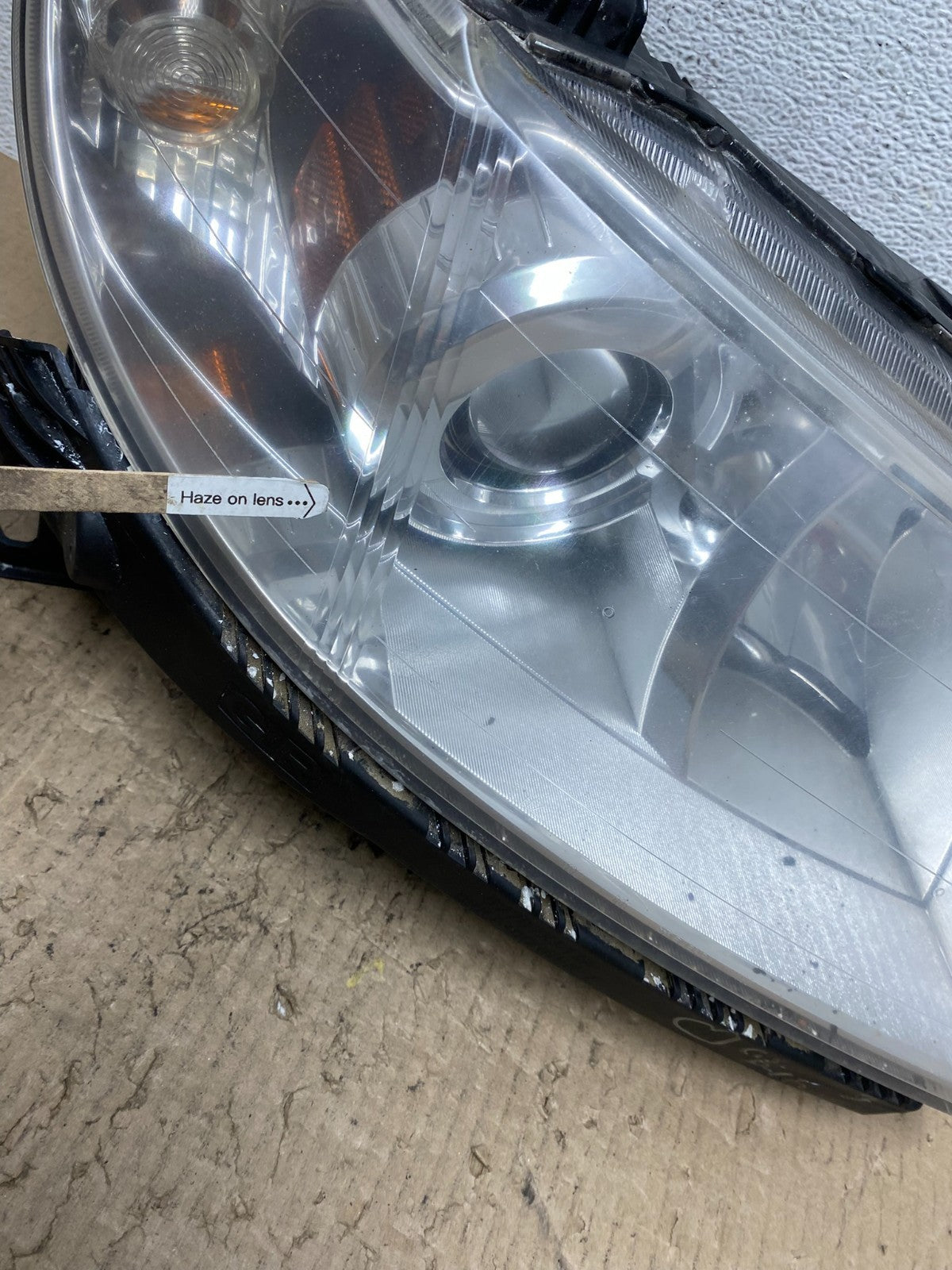 2008 - 2014 Subaru Tribeca Right Passenger Side Halogen Headlight AF7106 DW4