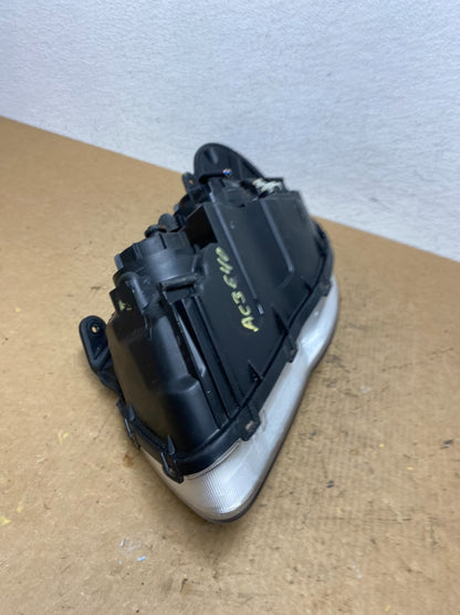 2007 2008 2009 2010 Hyundai Elantra Right Passenger Side Headlight AC3640 DW9