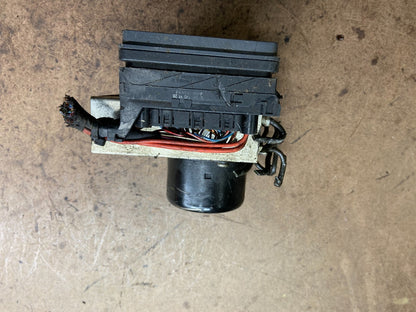 2006 - 2007 Mercedes C280  ABS Anti Lock Brake Pump Module a2035454732 J5614 DG2