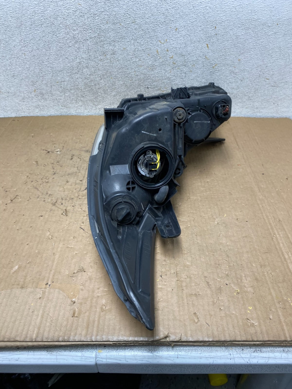 2011 - 2014 Hyundai Sonata Right Passenger Rh Side Headlight Halogen AI9386 LK10