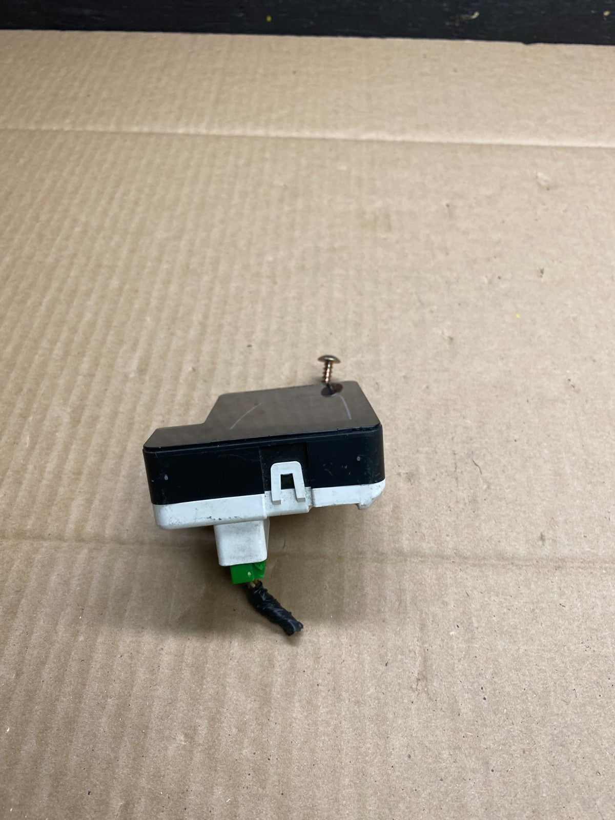2006 to 2007 Subaru Tribeca Dashboard Left Warning Light Display Screen U5865 DG4