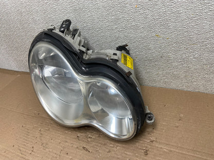 2005 to 2007 Mercedes-Benz C-Class Right Passenger Side Headlight AB1474 DW1