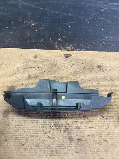 2005 to 2011 Audi A6 3.2L Engine Motor Cover S5929 GD4