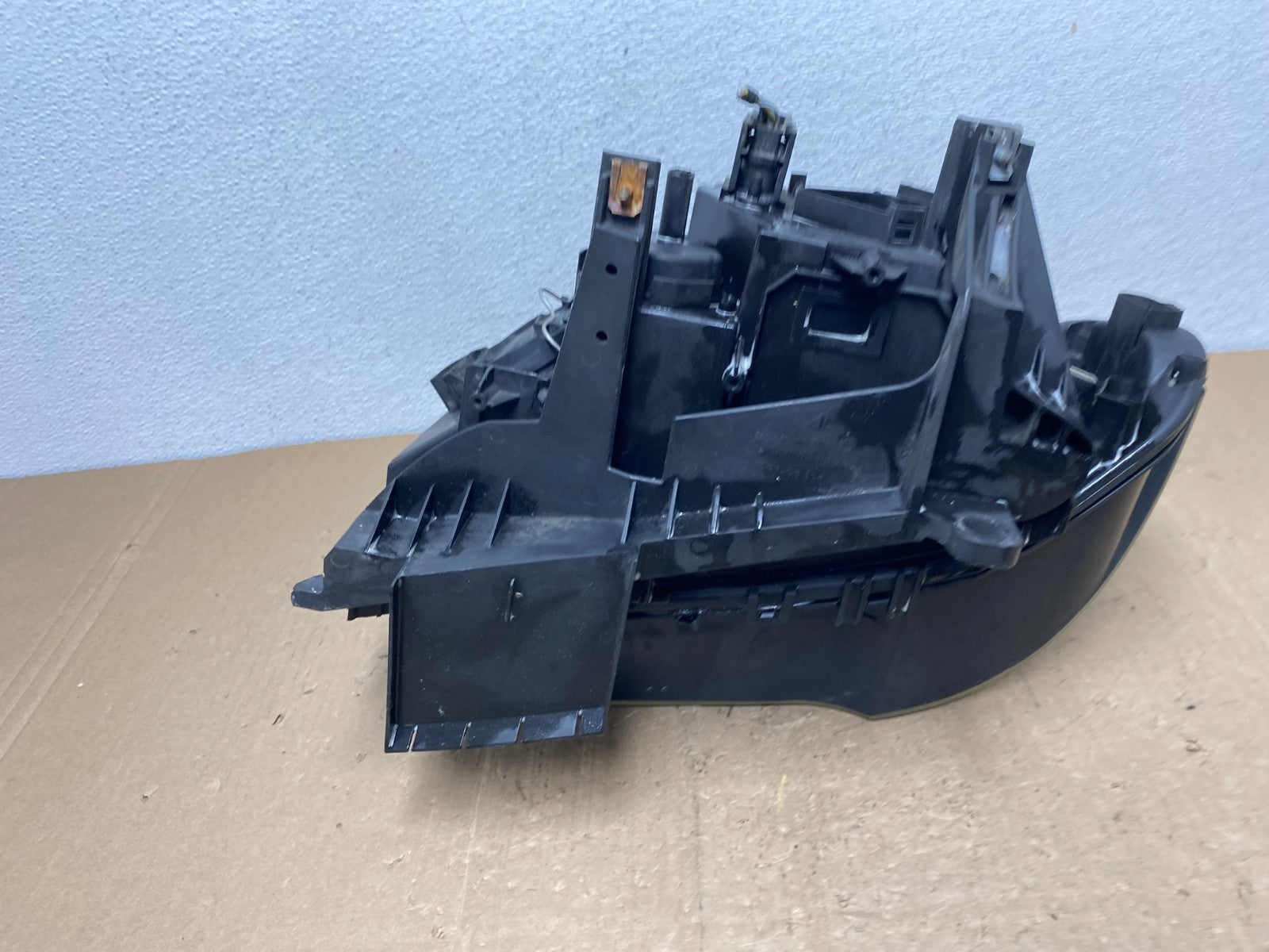 2004 to 2006 Bmw X3 Right Passenger Rh Halogen Headlight AC6021 DW8
